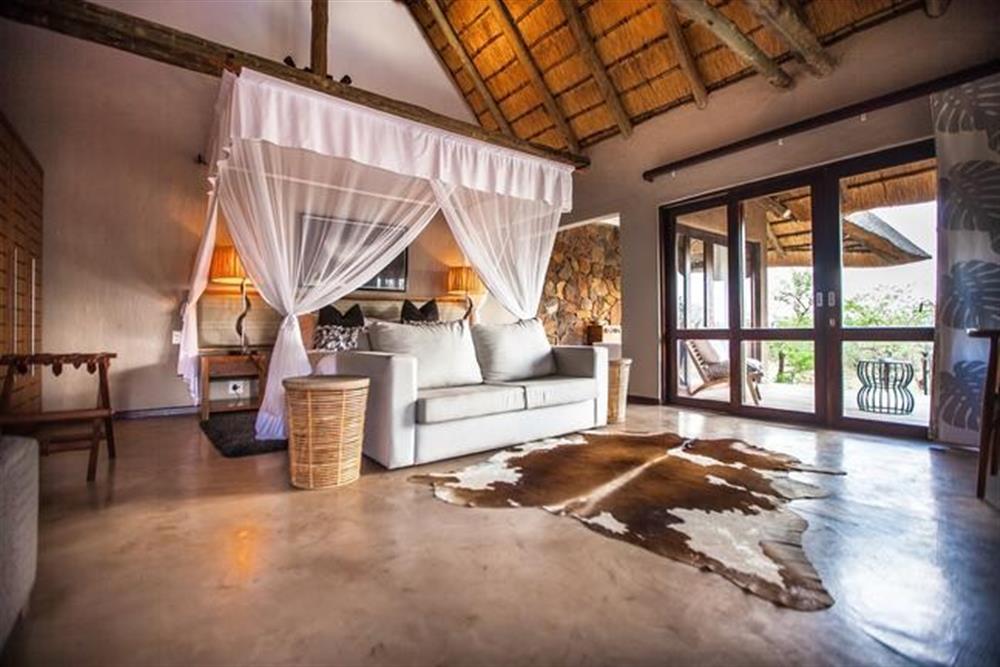 Nambiti Hills Private Game Lodge